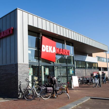 Dekamarkt test Primera in drie winkels vanwege service en tabaksban