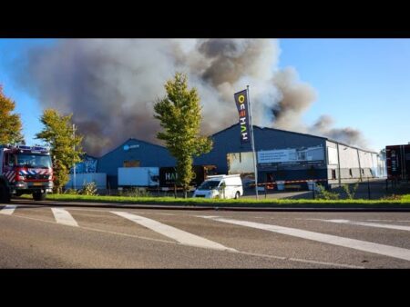 Grote brand verwoest totale inboedel kantoorinrichter Hahebo