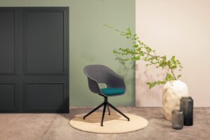 KÖHL introduceert met KLEAN eerste biologisch afbreekbare stoel