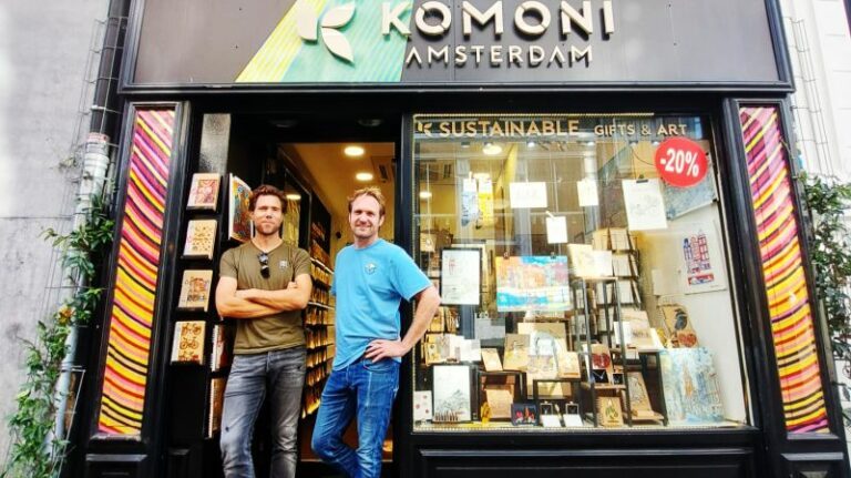 Komoni sluit Amsterdamse winkel