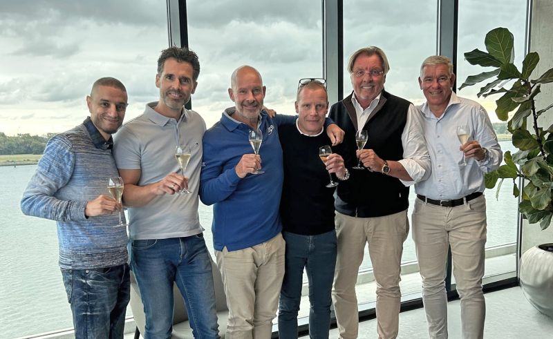 Foto van links naar rechts: Nordin Bellari, Dolf van der Leden, Caspar Jacobs, Sander Ekhart, Gerrit Malipaard, Marcel van der Zwan | dimensio