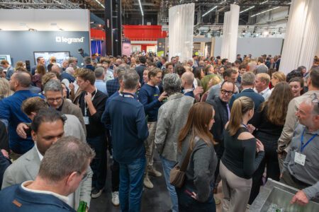 Workspace Design Show Amsterdam 2025 met recordaantal bezoekers DSC4987.social.media